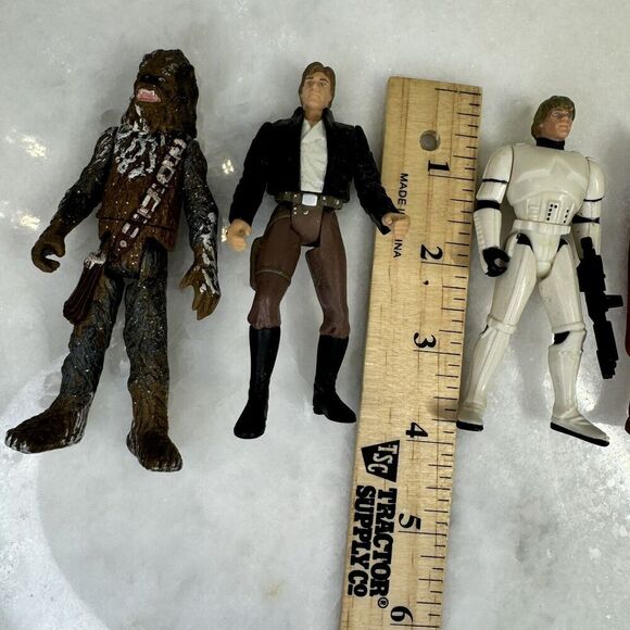 Kenner Star Wars 1996-98 Action Figures Luke, Hoth Chewbacca, Han Solo, Obiwon - Picture 10 of 10